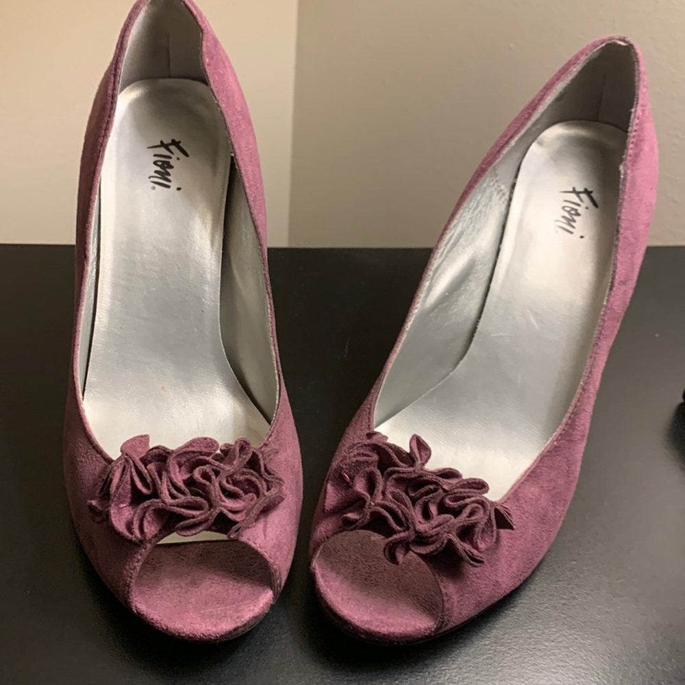 Fioni  brand shoes